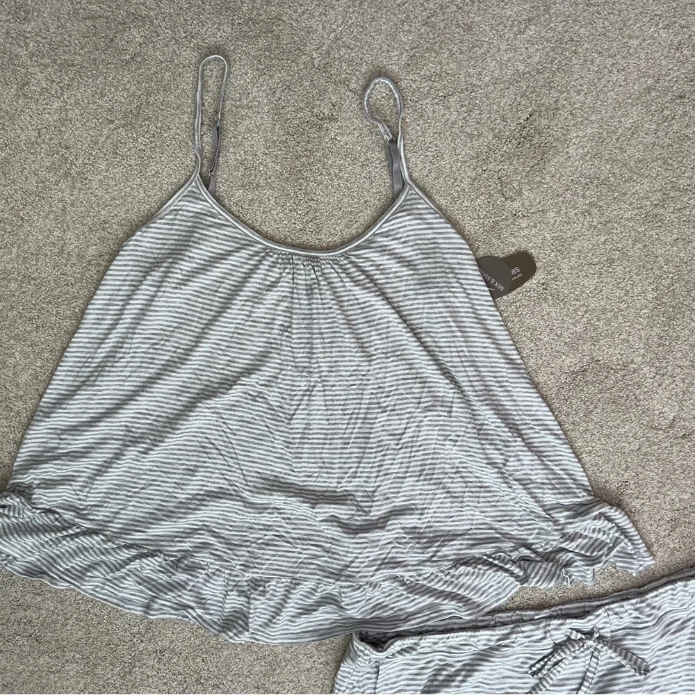 Women’s - Ruffle Sleep Set - Picture 7 of 11